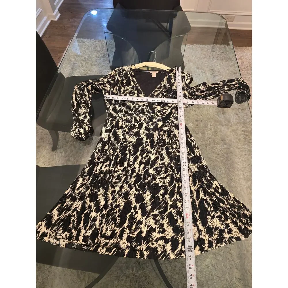 H&M Wrap Dress Women's Size Large Black White V Neck Abstract Print Long Sleeve - Picture 11 of 12